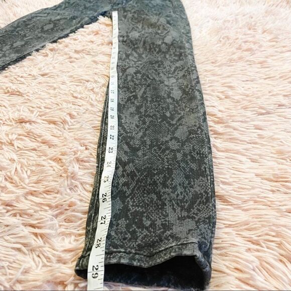 Frame Le Skinny de Jeanne Mid-Rise Crop Python Print Jeans Size 25 - Picture 7 of 7